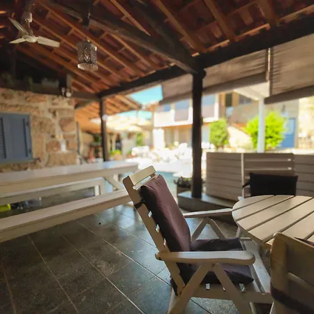 Quinta Dos Corgos Bed and Breakfast Tábua