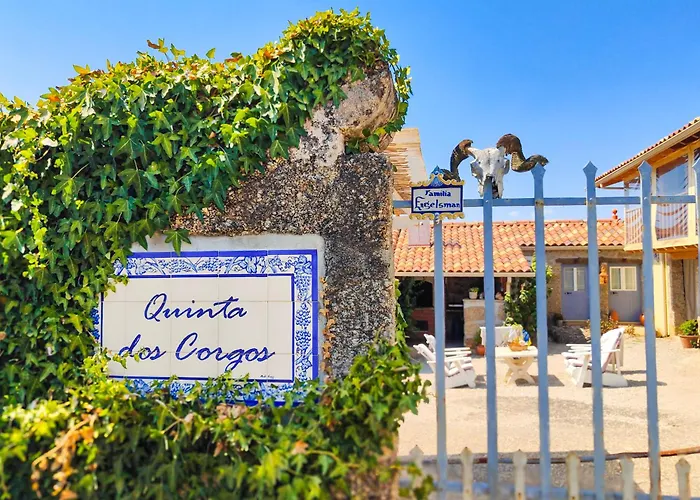 Quinta Dos Corgos Alojamento de Acomodação e Pequeno-almoço Tábua