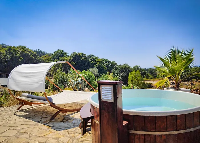 Alojamento de Acomodação e Pequeno-almoço Quinta Dos Corgos 4*